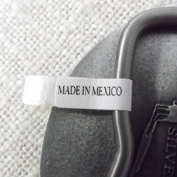 NFR 2005 Hesston Commemorative Belt Buckle - Picture 5 of 9